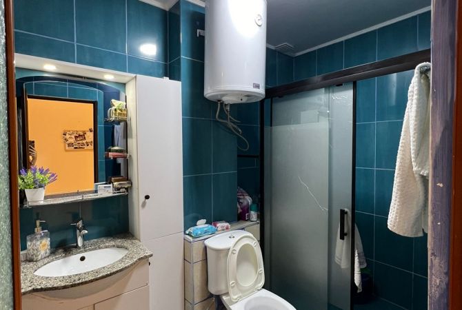 Appartamento in affitto a Tirana 2+1, Arredato