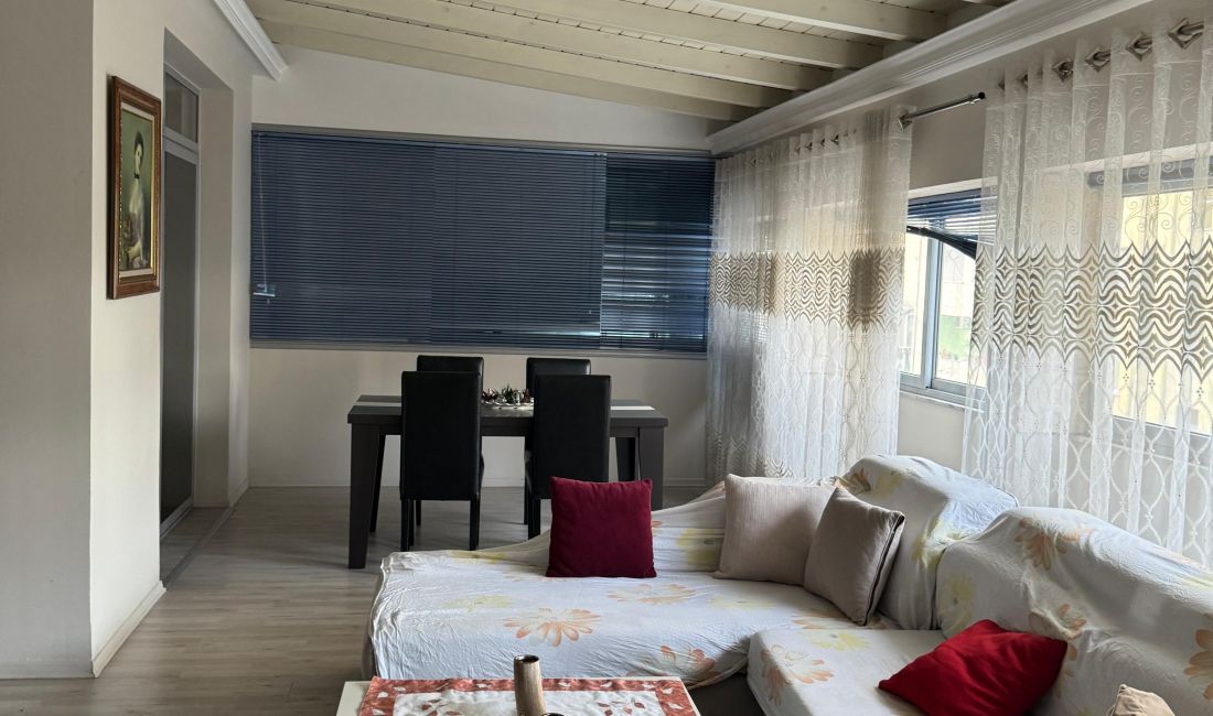 Shtepi ne shitje Apartament ne Tirane, 2+1, Mobilimi E mobiluar, Pagesa 250,000  Euro.