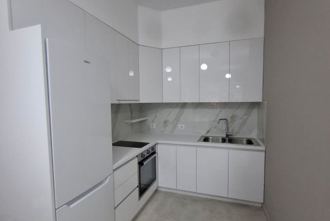 Jepet apartament me qera 1+1 ne Misto Mame/ 600 Euro