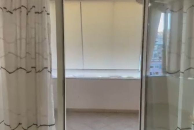 Shtepi me qera Apartament ne Tirane, 1+1, Mobilimi Bosh, pa mobiluar, Pagesa 400  Euro.