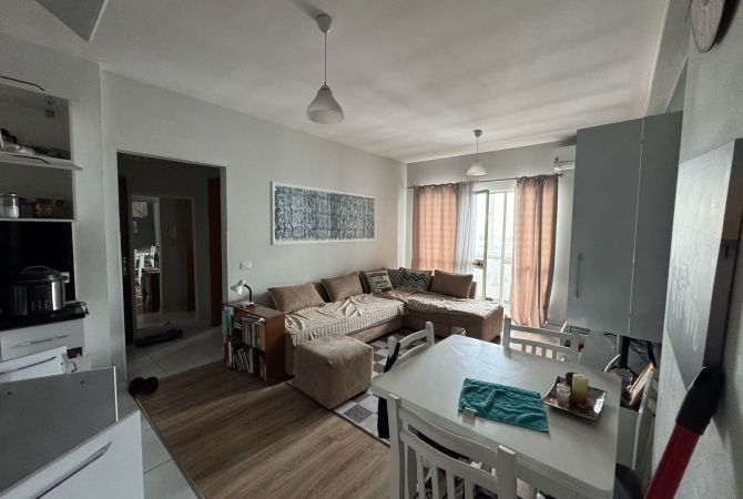 Casa in affitto 2+1 a Tirana - 30,000 Leke