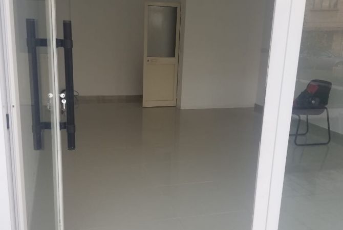 Jepet dyqan me qera ne Vasil Shanto/400 euro