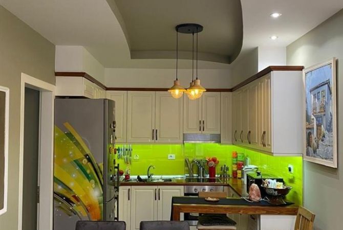 Jepet me qera apartament 2+1 ne Yzberisht/500 euro