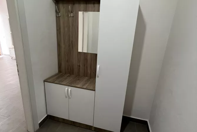 Shtepi ne shitje Apartament ne Tirane, 2+1, Mobilimi E mobiluar, Pagesa 110,000  Euro.