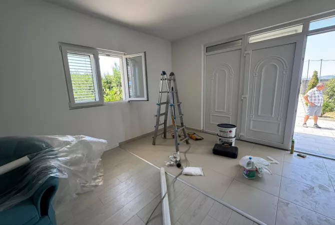 Shtepi me qera Apartament ne Tirane, 2+1, Mobilimi E mobiluar, Pagesa 350  Euro.