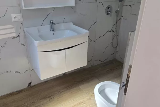 Casa in vendita Garsoniere a Tirana - 95,000 Euro