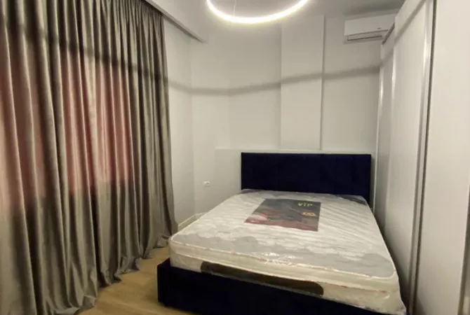Shtepi me qera Apartament ne Tirane, 1+1, Mobilimi E mobiluar, Pagesa 500  Euro.