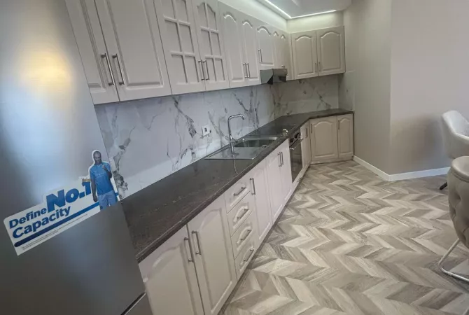 Shtepi ne shitje Apartament ne Tirane, 2+1, Mobilimi E mobiluar, Pagesa 360,000  Euro.