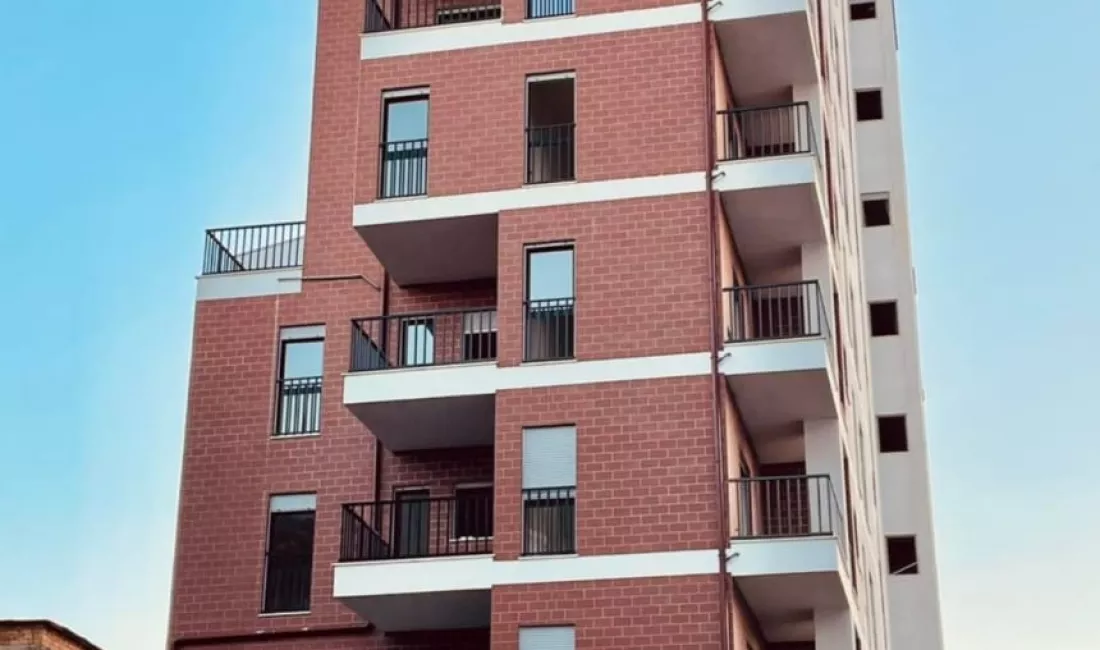 Appartamento in vendita a Tirana 2+1, Vuoto