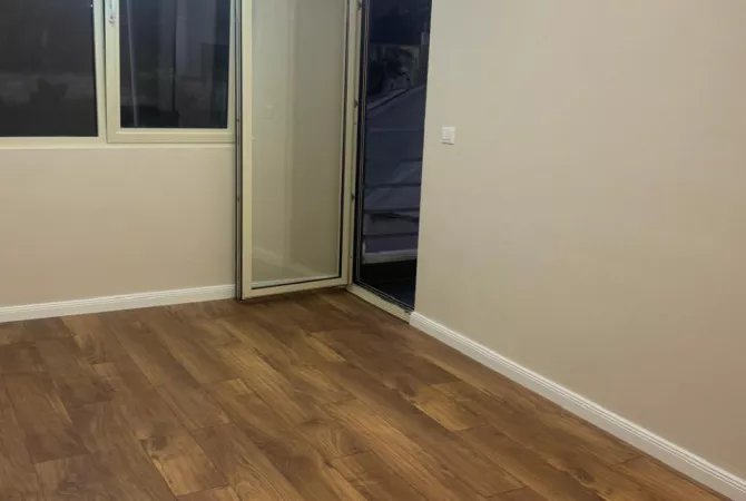 Shitet apartament 2+1 ne Fresk 