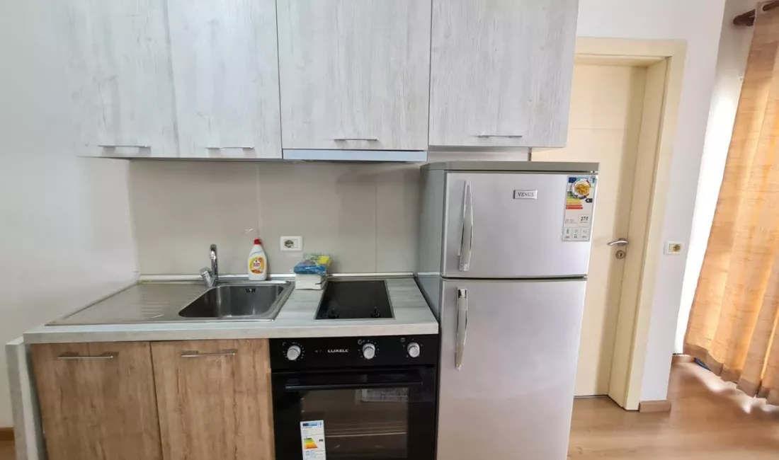 Shtepi me qera Apartament ne Tirane, Garsoniere, Mobilimi E mobiluar, Pagesa 380  Euro.