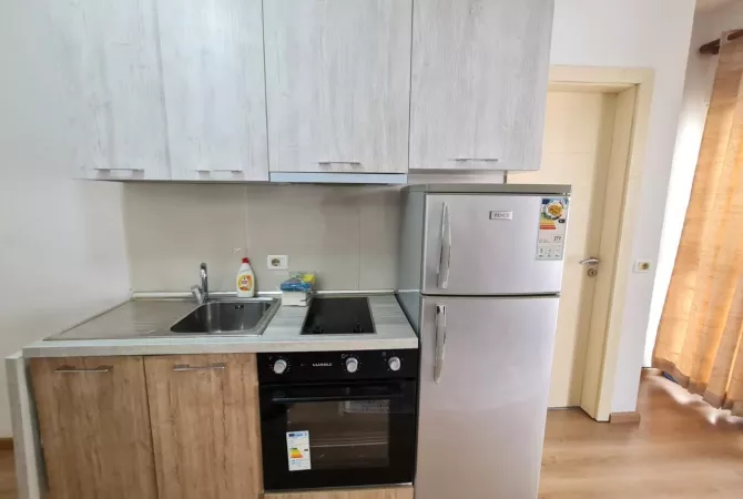 Jepet me qira gasoniere tek QSUT/380 Euro