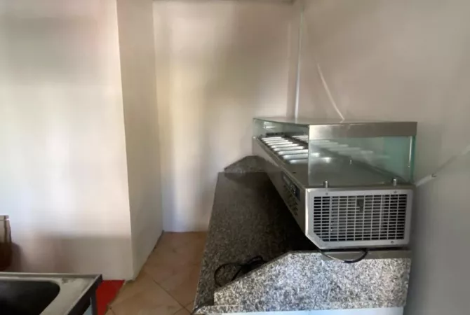 Ambient biznesi me qera 2+1 ne Tirane - 500 Euro