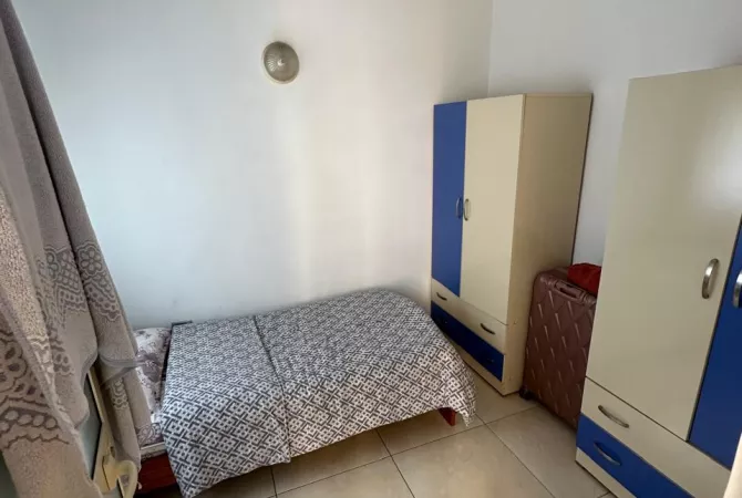 Shtepi ne shitje Apartament ne Tirane, 2+1, Mobilimi E mobiluar, Pagesa 105,000  Euro.
