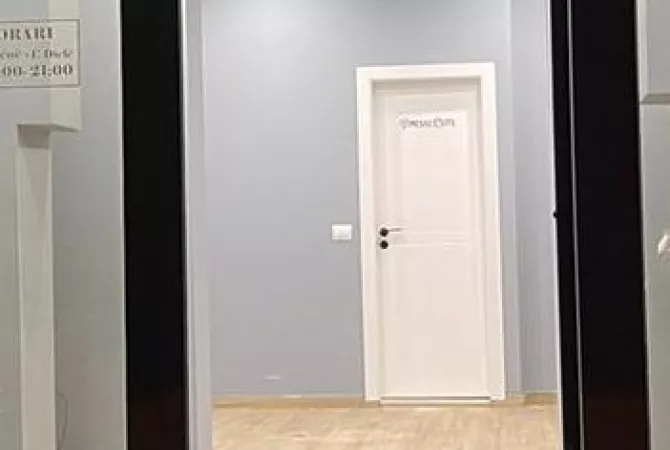 Business Property for Rent 3+1 in Tirana - 600 Euro