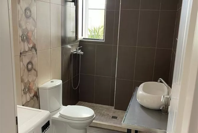 Appartamento in affitto a Tirana 2+1, Arredato