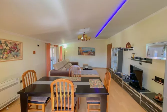 Shtepi me qera Apartament ne Tirane, 2+1, Mobilimi E mobiluar, Pagesa 650  Euro.