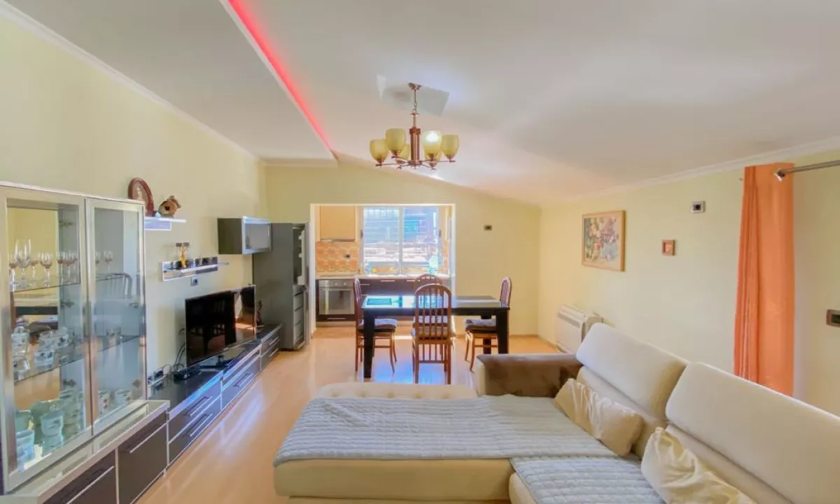 Shtepi me qera Apartament ne Tirane, 2+1, Mobilimi E mobiluar, Pagesa 650  Euro.