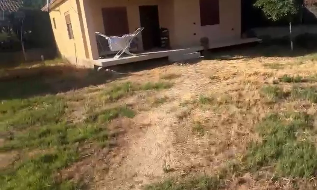 Shtepi ne shitje Shtepi Private ne Tirane, 2+1, Mobilimi E mobiluar, Pagesa 150,000  Euro.