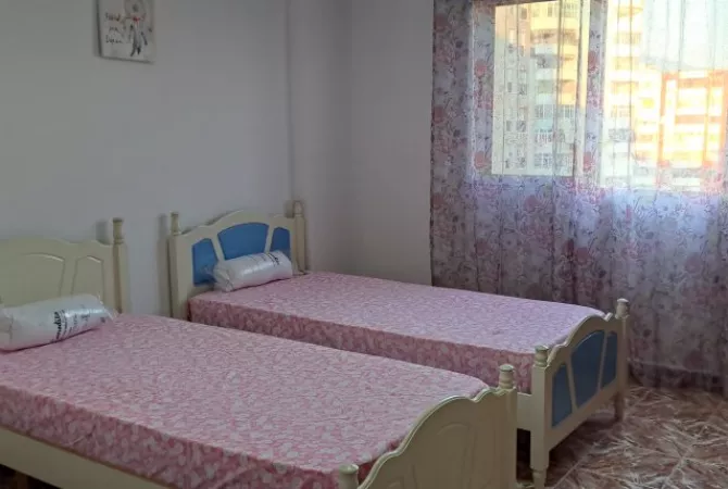 Shtepi me qera Apartament ne Tirane, 2+1, Mobilimi E mobiluar, Pagesa 600  Euro.