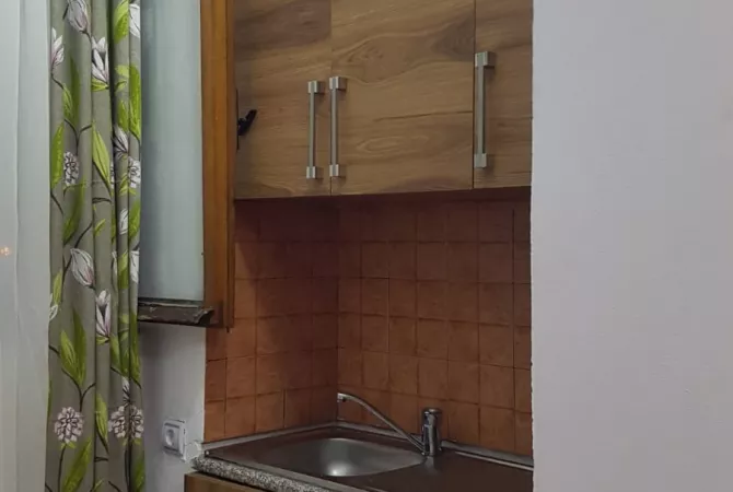 Appartamento in affitto a Tirana Garsoniere, Arredato