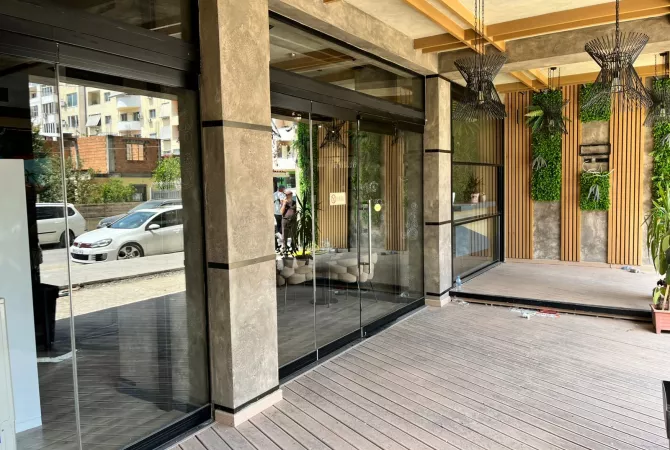 Business Property for Rent 1+1 in Tirana - 1,000 Euro