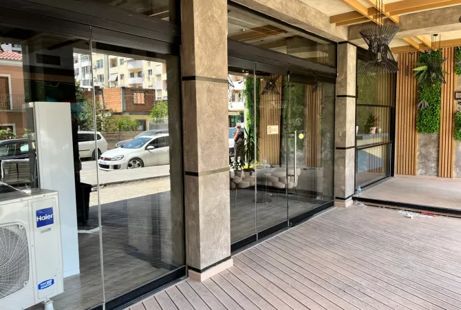 Business Property for Rent 1+1 in Tirana - 1,000 Euro