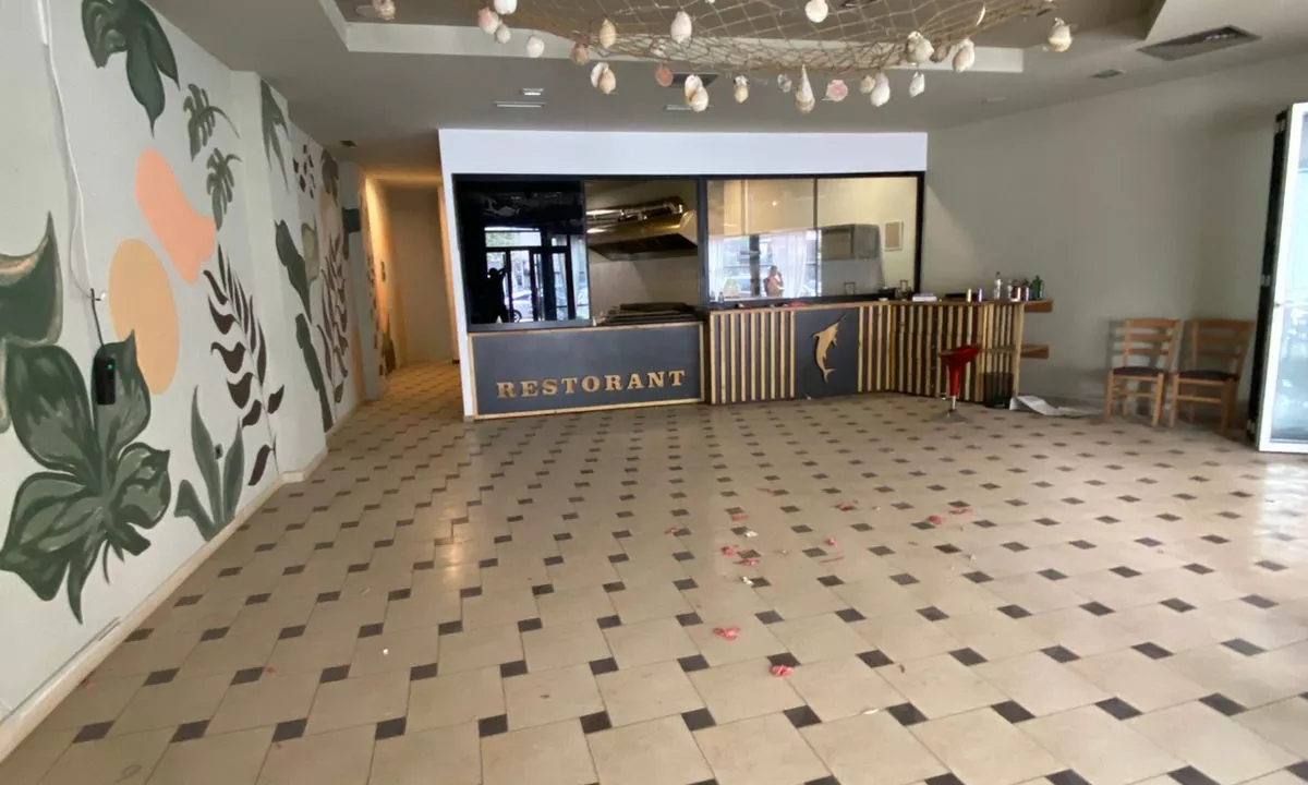 Restorant per qira  Astir/ 1000 euro