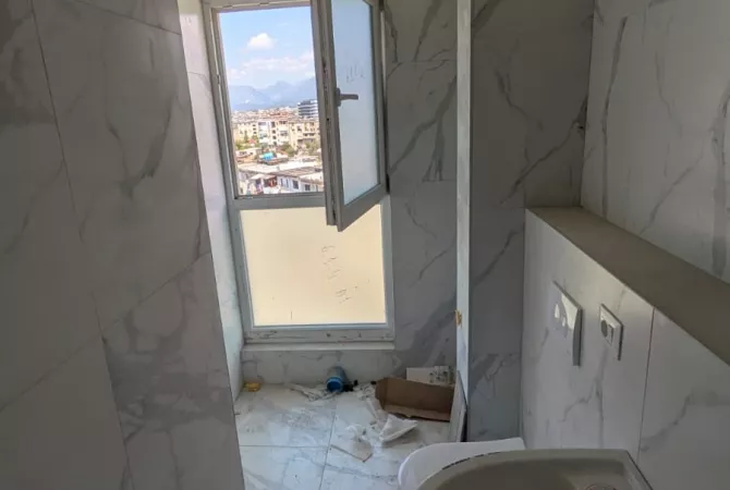 Shtepi ne shitje Apartament ne Tirane, 2+1, Mobilimi Bosh, pa mobiluar, Pagesa 200,000  Euro.