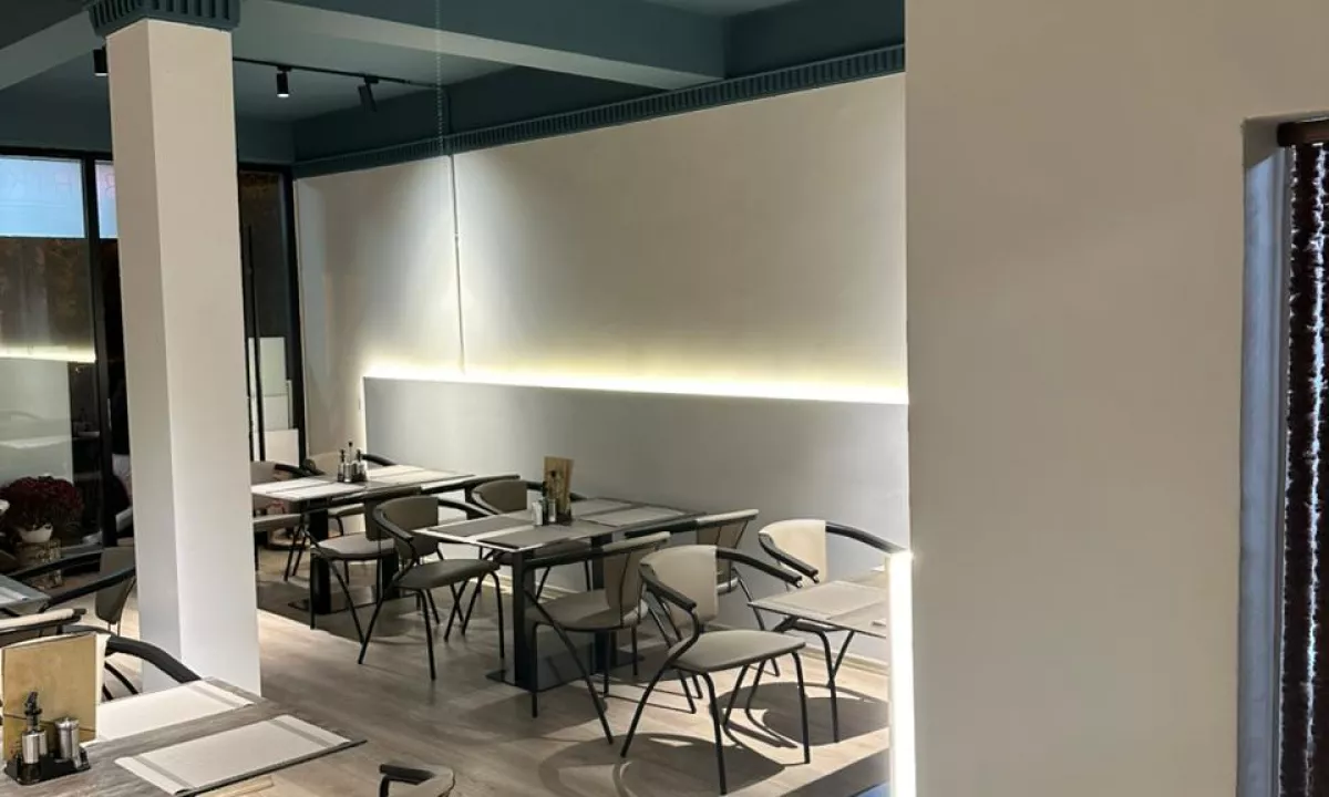 Jepet restorant me qera tek 21 Dhjetori/1500 euro