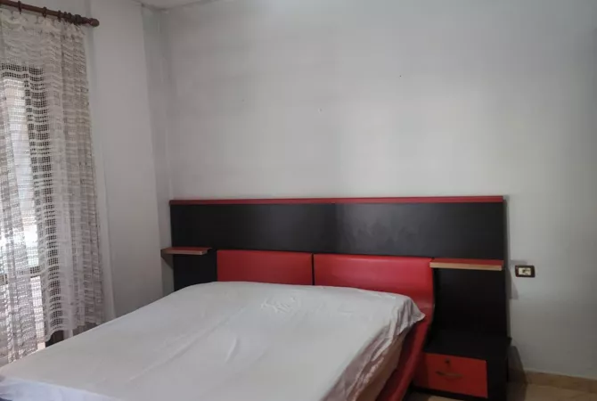Shtepi ne shitje Apartament ne Tirane, 1+1, Mobilimi E mobiluar, Pagesa 123,200  Euro.