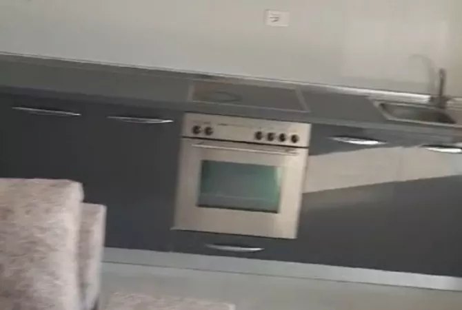 Appartamento in affitto a Tirana 2+1, Arredato