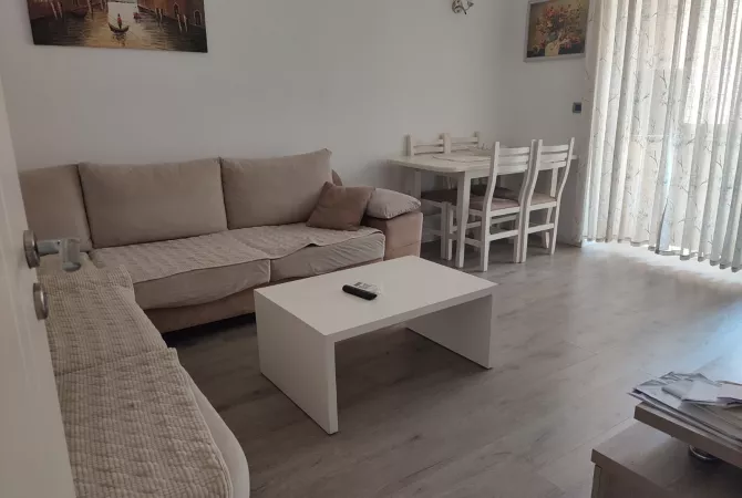 Shtepi ne shitje 2+1 ne Tirane - 140,000 Euro