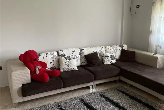 Jepet apartament me qera 2+1 ne Laprak/40,000 leke