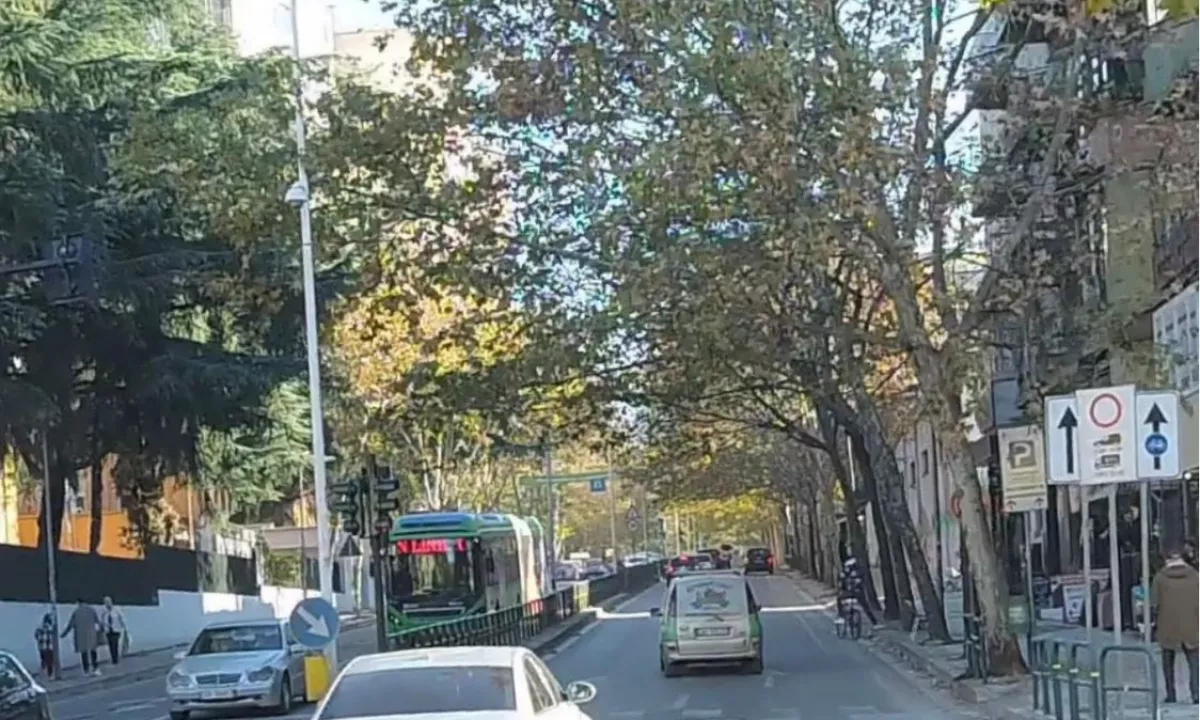 Shitet ambient biznesi tek rruga Asim Vokshi/360,000 euro