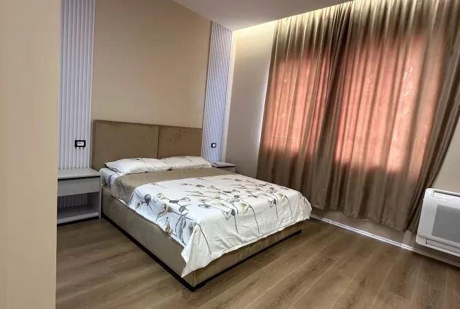 Shtepi me qera Apartament ne Tirane, 2+1, Mobilimi E mobiluar, Pagesa 1,000  Euro.