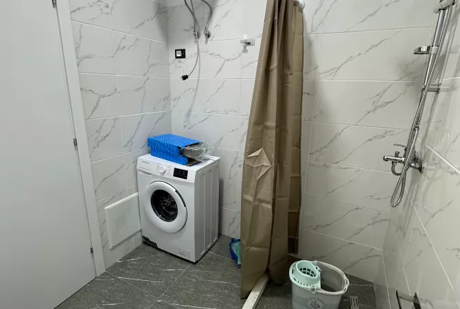 Shtepi me qera Apartament ne Tirane, 2+1, Mobilimi E mobiluar, Pagesa 1,000  Euro.