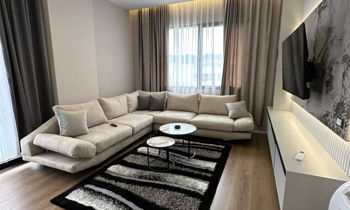 Shtepi me qera Apartament ne Tirane, 2+1, Mobilimi E mobiluar, Pagesa 1,000  Euro.