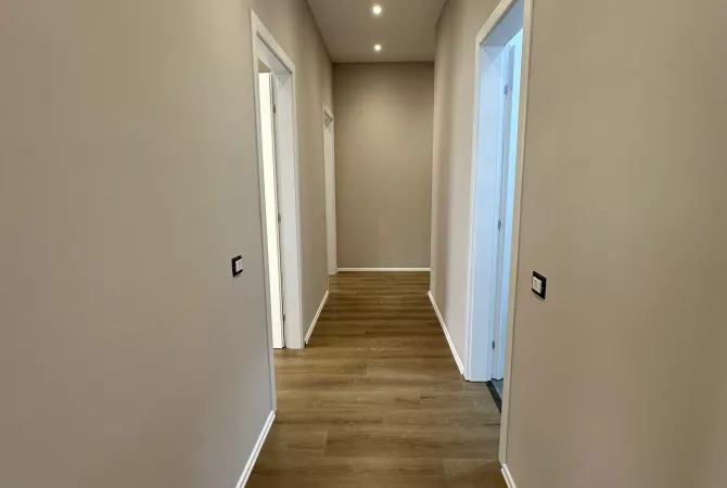 Shtepi me qera Apartament ne Tirane, 2+1, Mobilimi E mobiluar, Pagesa 1,000  Euro.