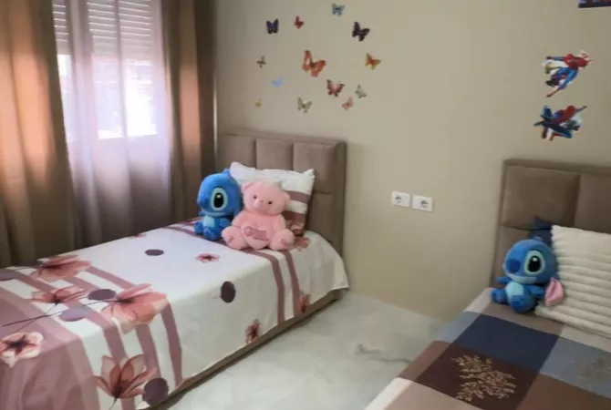 Appartamento in vendita a Tirana 2+1, Arredato