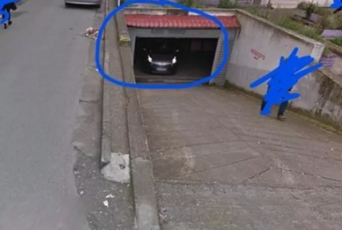 Shitet garazh te pallati i Globe perballe Delijorgjit./59,000 Euro