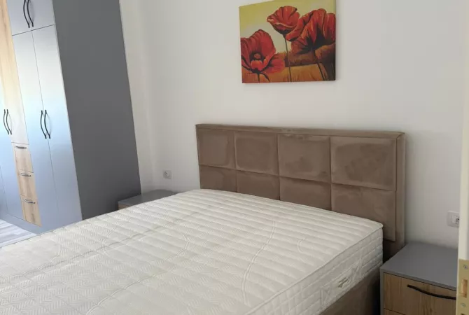 Appartamento in vendita a Tirana 1+1, Arredato