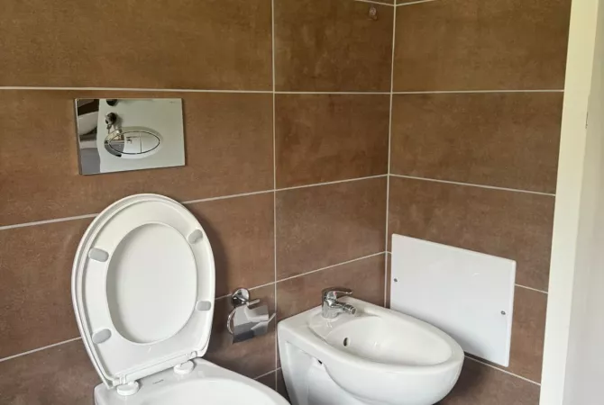 Appartamento in vendita a Tirana 1+1, Arredato