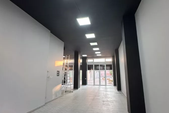 Business Property in Sale 3+1 in Tirana - 270,000 Euro