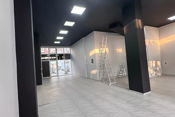 Business Property in Sale 3+1 in Tirana - 270,000 Euro