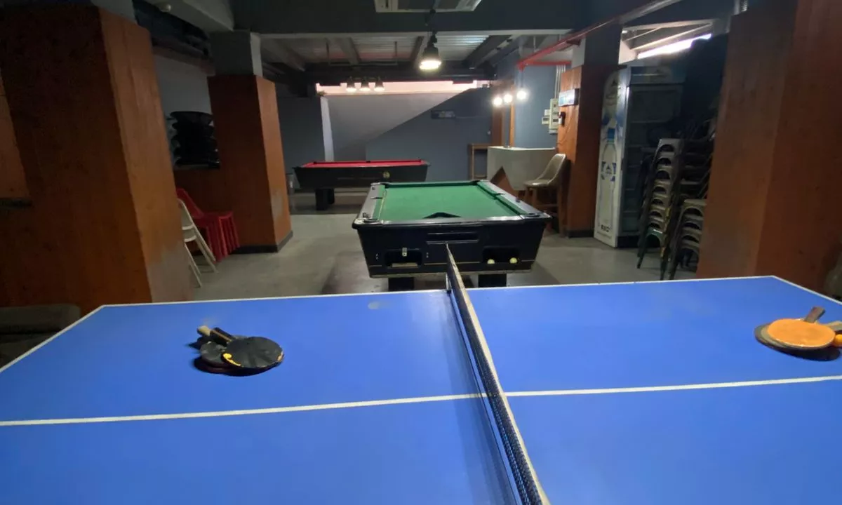 Jepet me Qira Lokal + Bilardo ne Laprake/1,200 euro