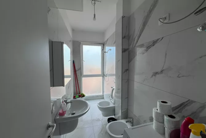 Appartamento in affitto a Tirana 1+1, Arredato