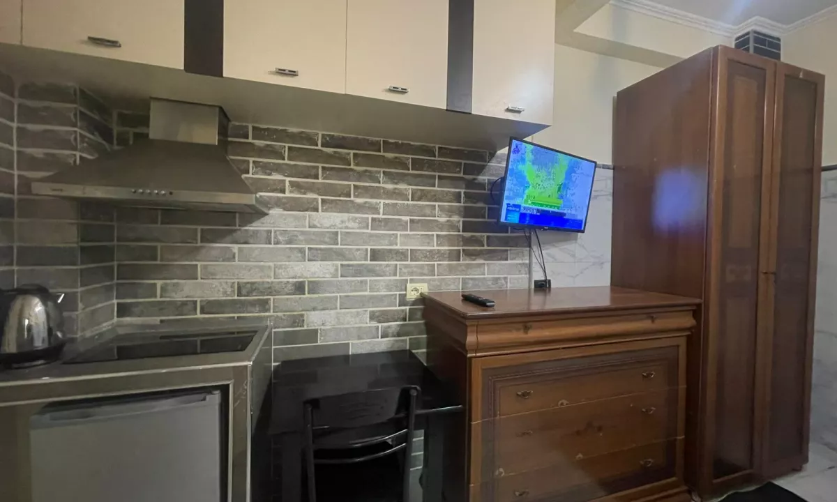 Appartamento in affitto a Tirana Garsoniere, Arredato