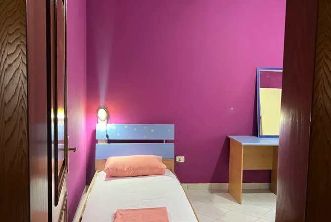 Shtepi me qera Apartament ne Tirane, 2+1, Mobilimi E mobiluar, Pagesa 70,000  Leke.