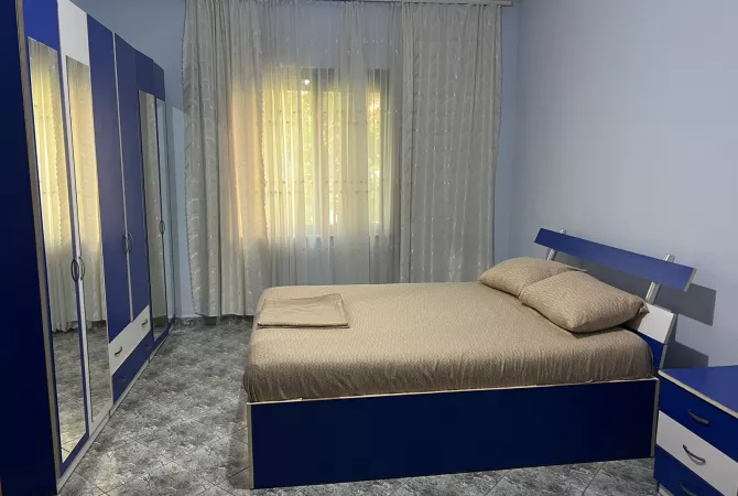 Shtepi me qera Apartament ne Tirane, 2+1, Mobilimi E mobiluar, Pagesa 70,000  Leke.